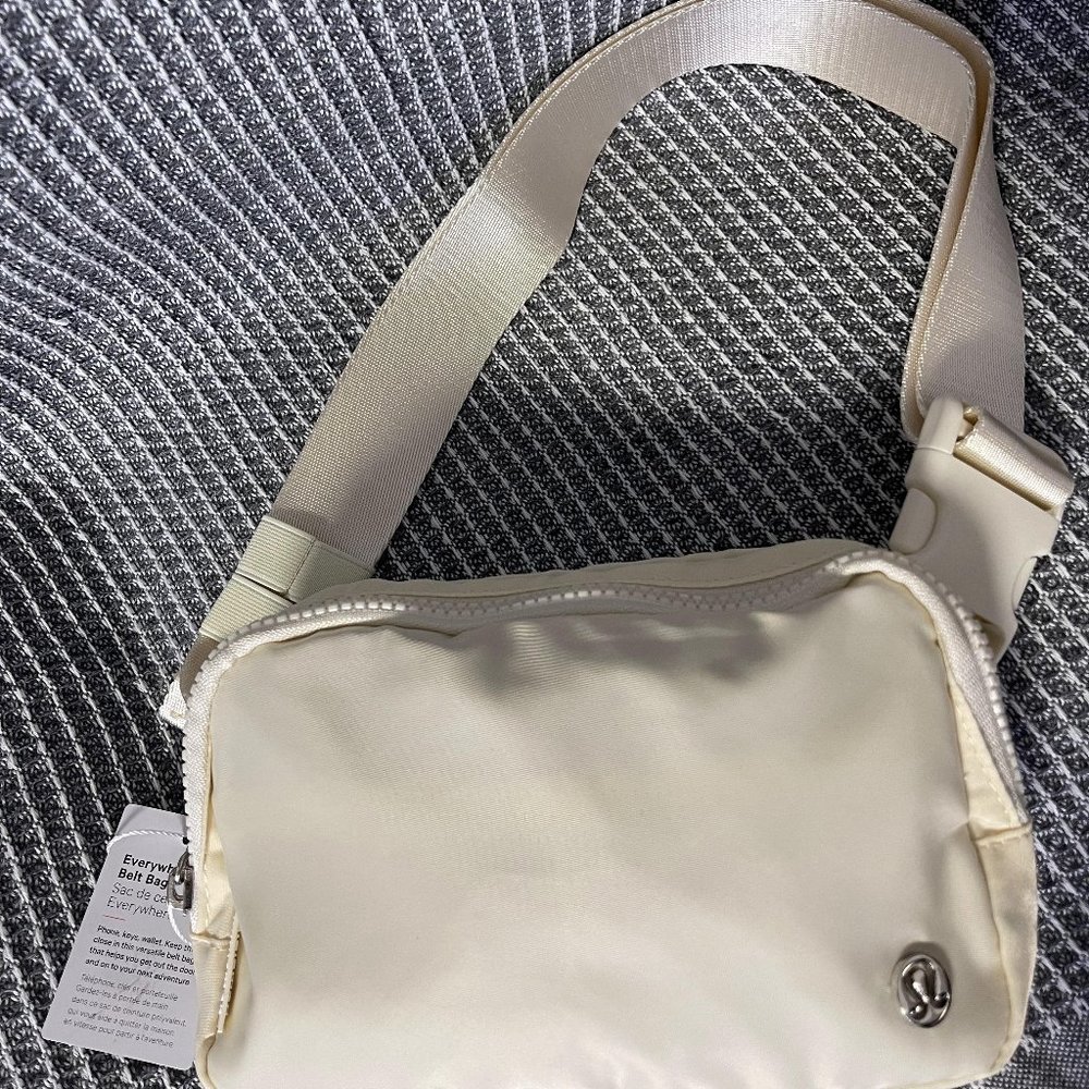 Lululemon Everywhere Belt Bag--Opal White